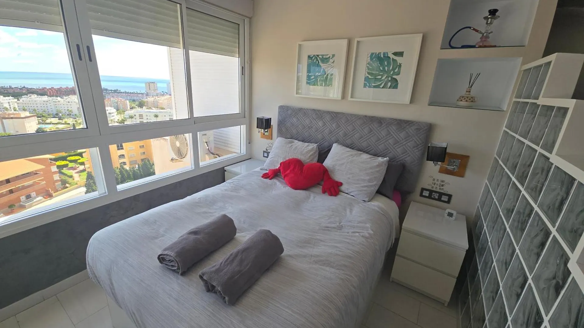 Estudio I Vistas Mar, Cerca Tren Y Malaga Torremolinos Apartamento